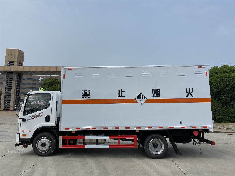 成都到桓仁滿族自治危險品運輸 成都到桓仁滿族自治危險品運輸