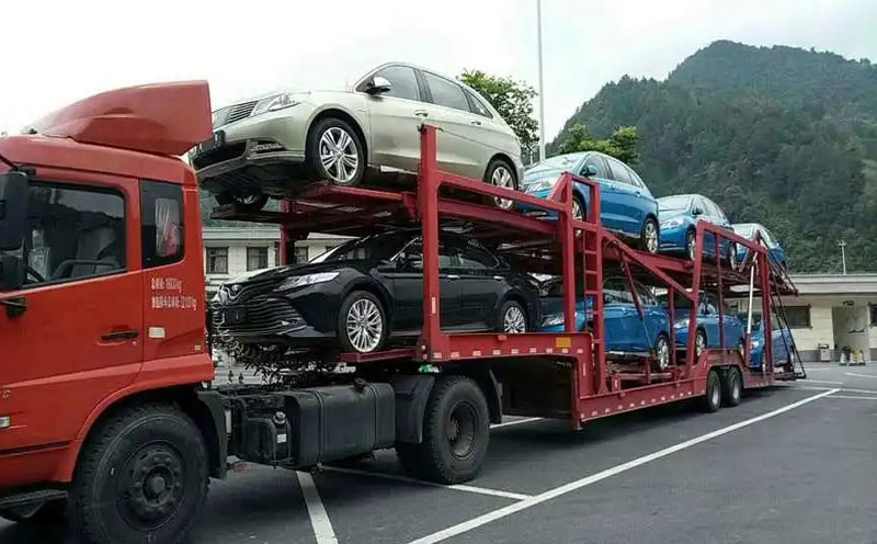 轎車運(yùn)輸 轎車運(yùn)輸